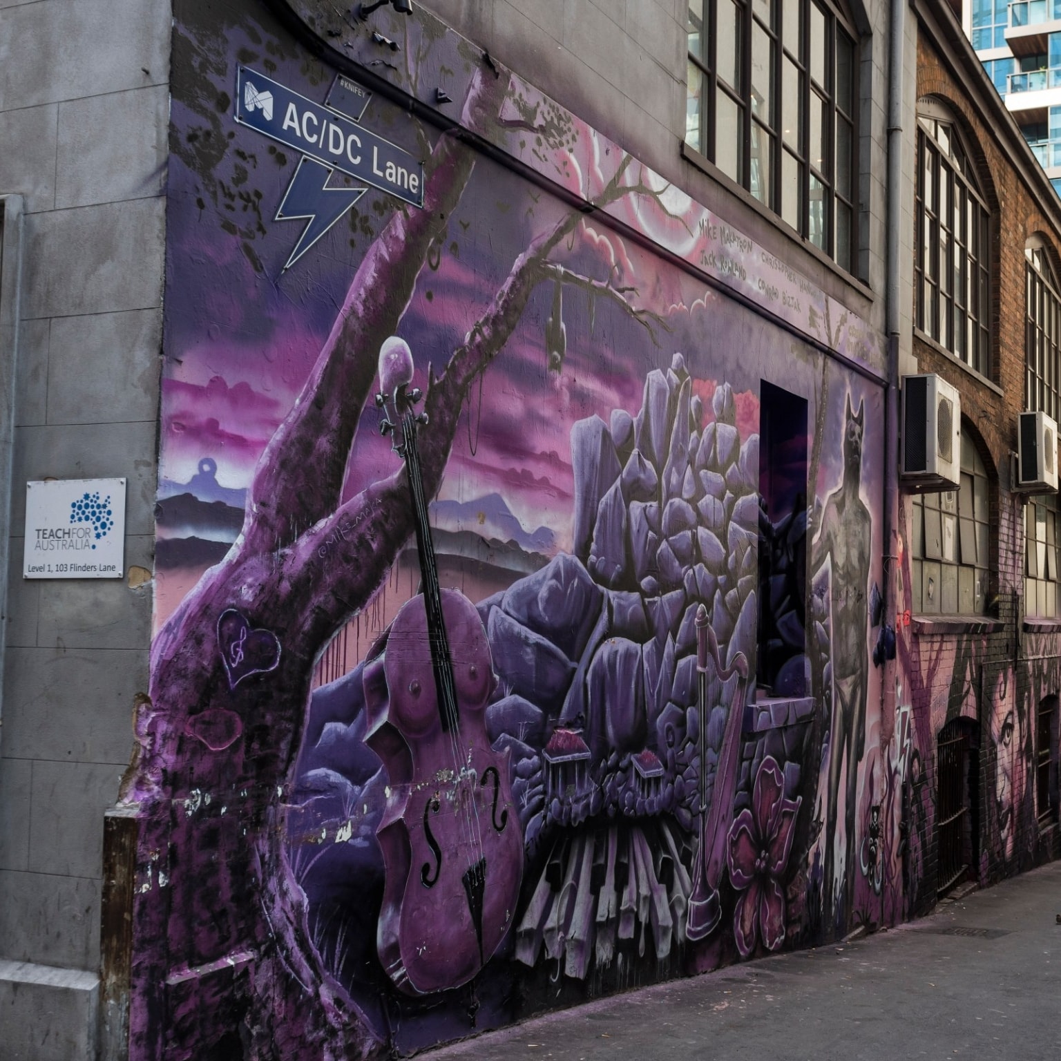 L'AC/DC Lane couverte de graffitis à Melbourne © Visit Victoria