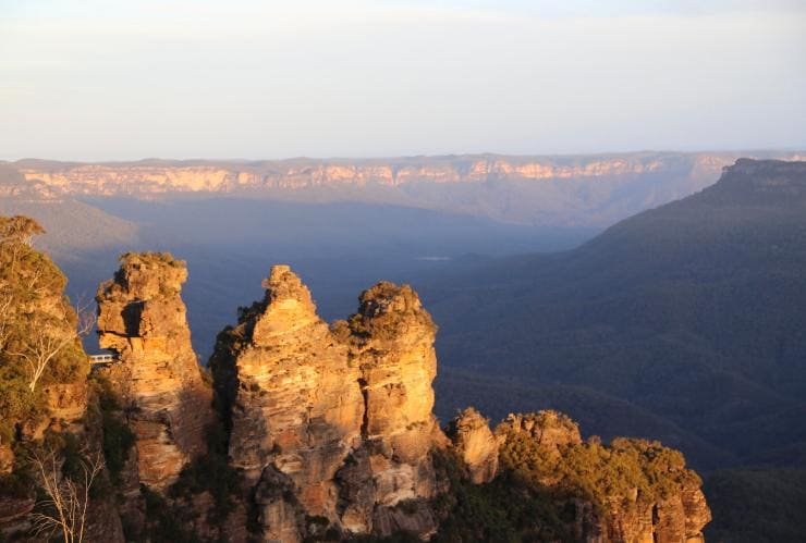The Three Sisters, Blue Mountains, NSW © Destination NSW