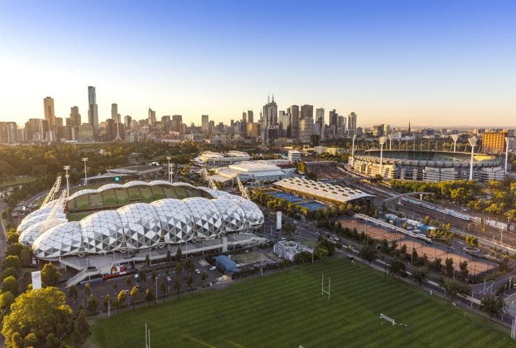 Veduta aerea del Melbourne Sport Precinct a Melbourne, Victoria © Tim Shaw