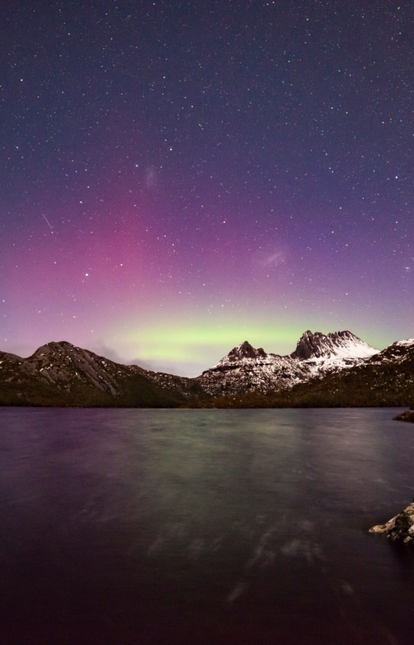 Aurora australe, Cradle Mountain-Lake St Clair National Park, Tasmania © Pierre Destribats