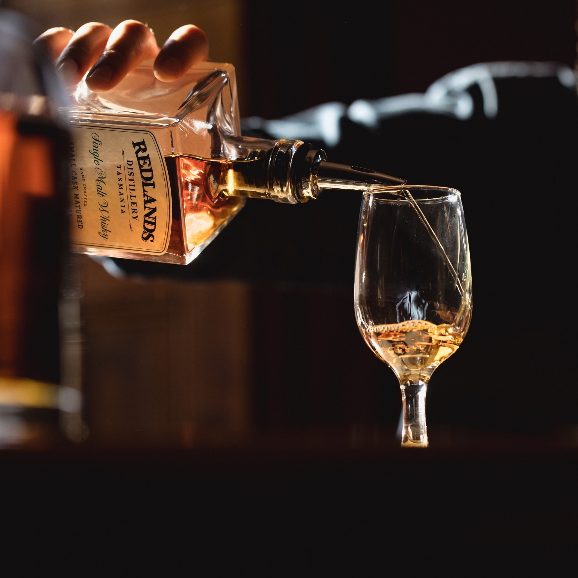 老金樸敦釀酒廠的威士忌品酒活動©塔斯曼尼亞旅遊局