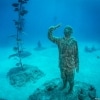 Exposition de sculptures sous-marines dans le Museum of Underwater Art près de Townsville © Matt Curnock