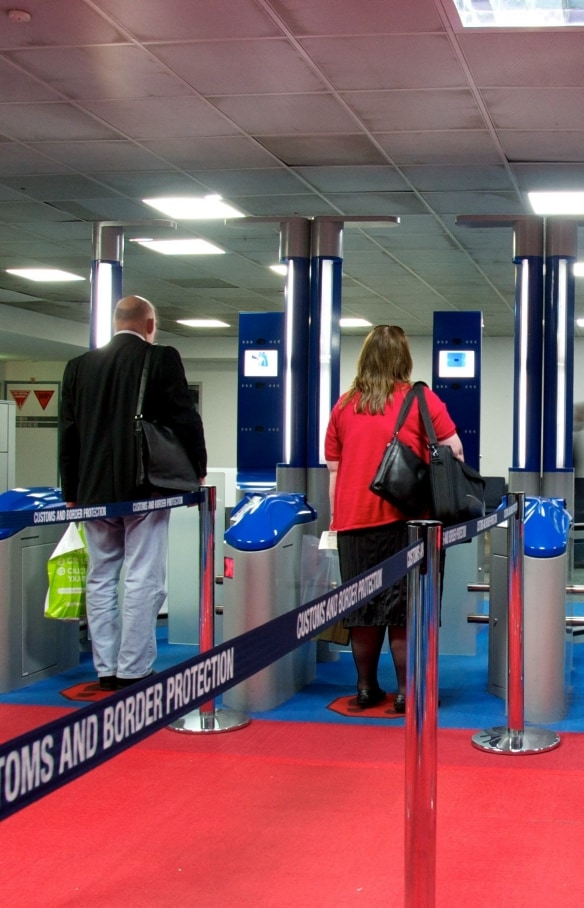 Passagiere, die SmartGate nutzen © Australian Border Force