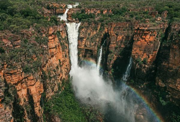 Die Jim Jim Falls in der Regenzeit, Kakadu National Park, Northern Territory © Jarrad Seng