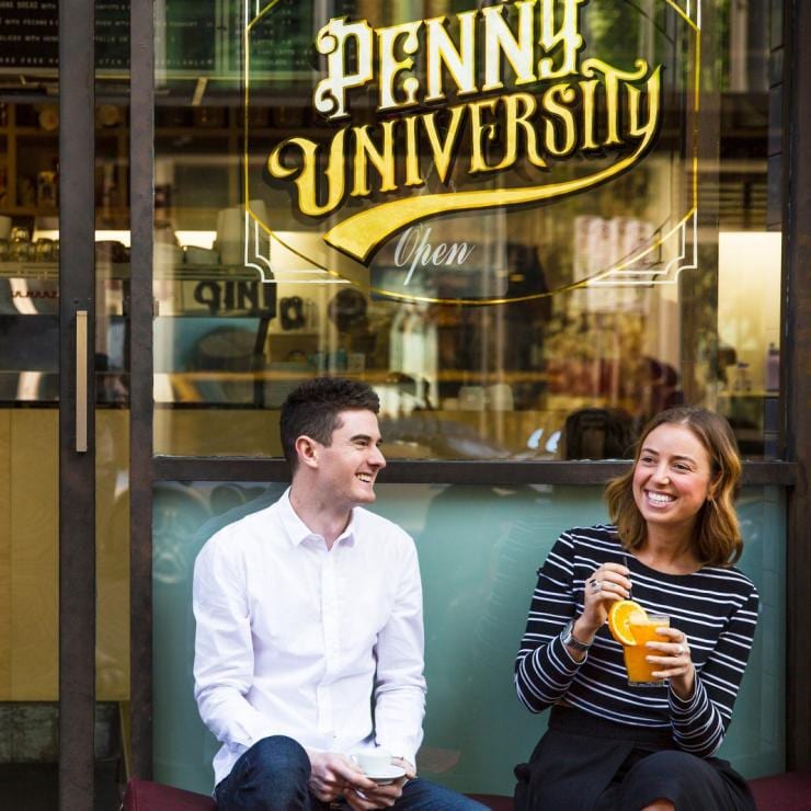 Paar im Penny University in Adelaide © South Australian Tourism Commission