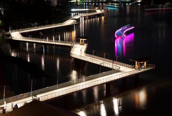 Brisbane Riverwalk, Brisbane, Queensland © Robert Downer, Visit Brisbane
