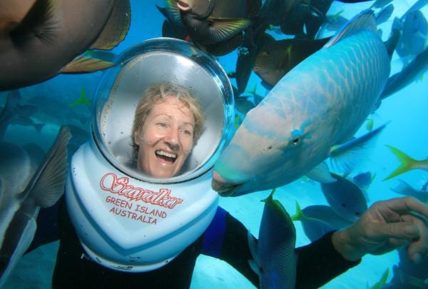 Seawalker, Great Barrier Reef, Queensland © Seawalker