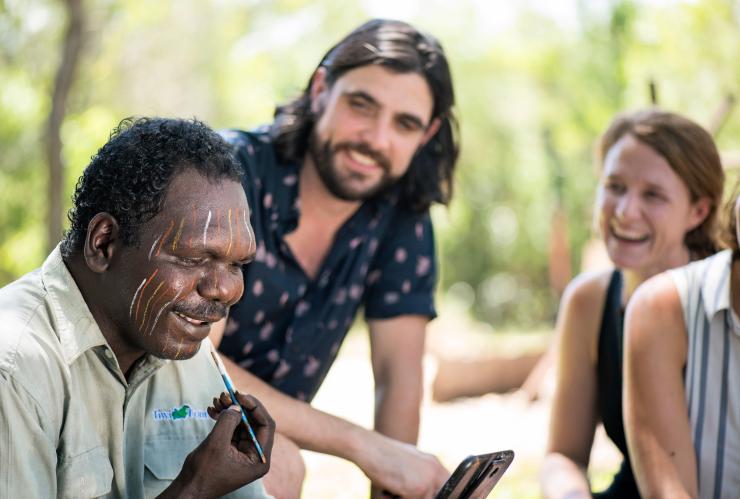 Tiwis day tour, Tiwi Islands, Northern Territory © Tourism NT, Shaana McNaught