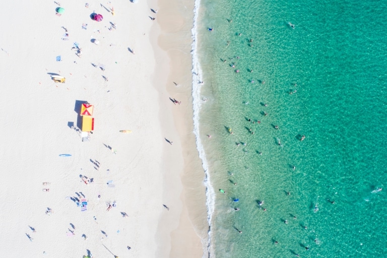 Burleigh Beach, Gold Coast, Queensland © Tourism & Events Queensland