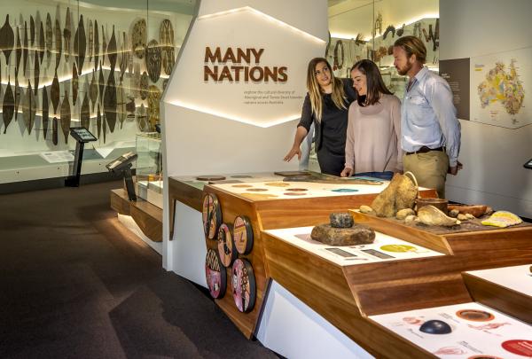 Bunjilaka Aboriginal Cultural Centre, Melbourne Museum, Victoria © Archie Sartracom, Tourism Australia