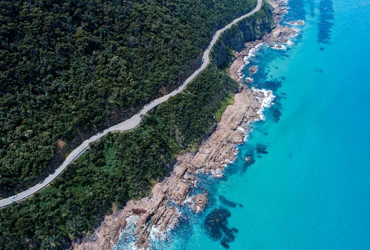 Great Ocean Road, Victoria © Tourism Australia 