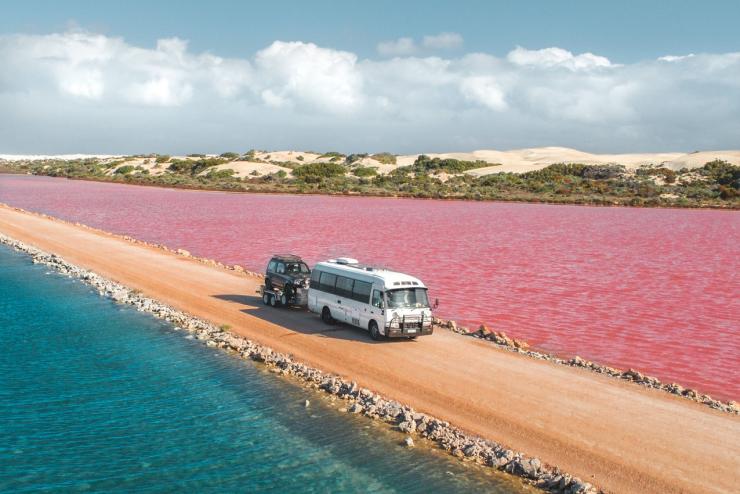 Hutt Lagoon, nahe Port Gregory, Westaustralien © Tourism Western Australia