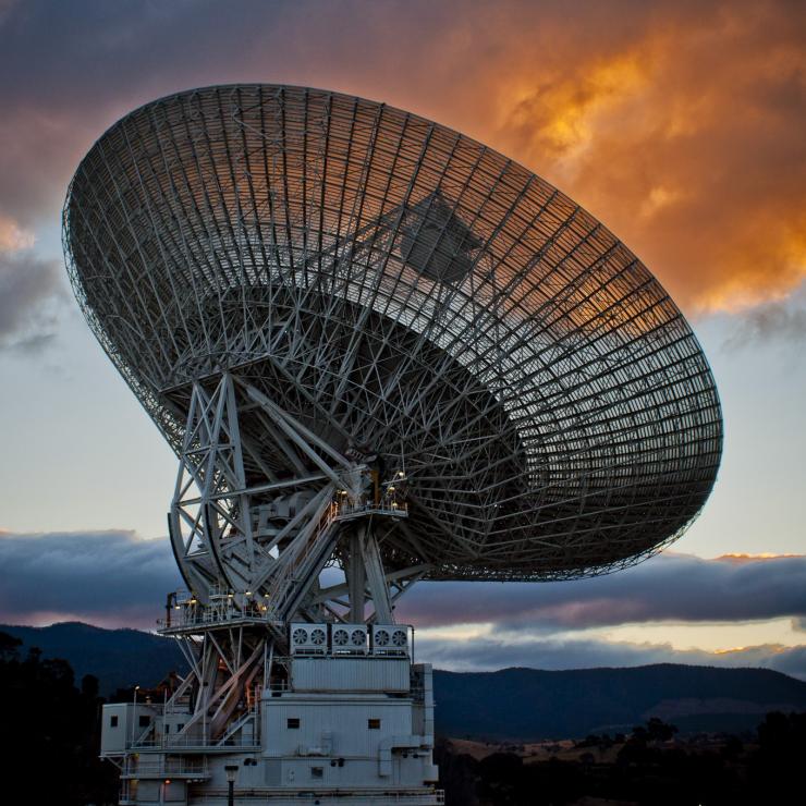 Radioteleskop im Canberra Deep Space Communication Complex © VisitCanberra
