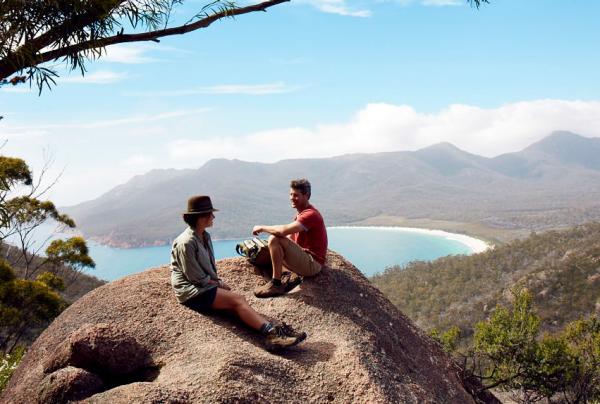 Freycinet Experience Walk, Wineglass Bay, TAS © Freycinet Experience Walk