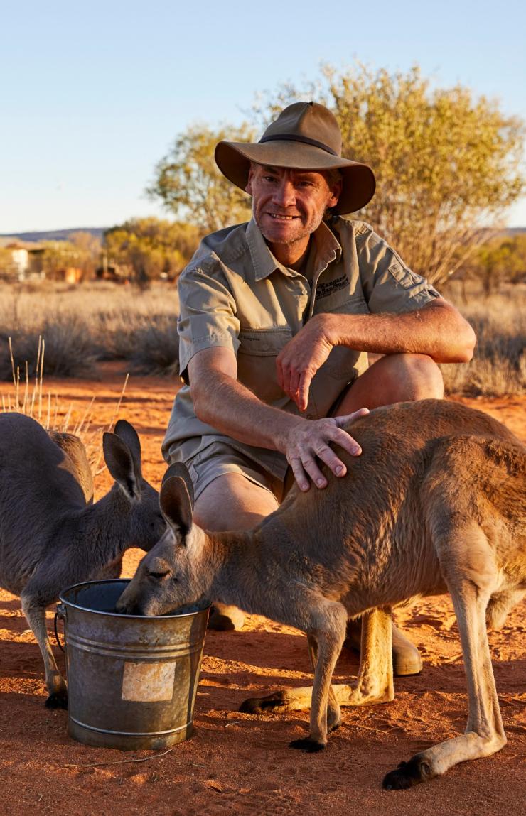 Chris „Brolga“ Barns im Interview: der Känguru-Flüsterer © Tourism Australia