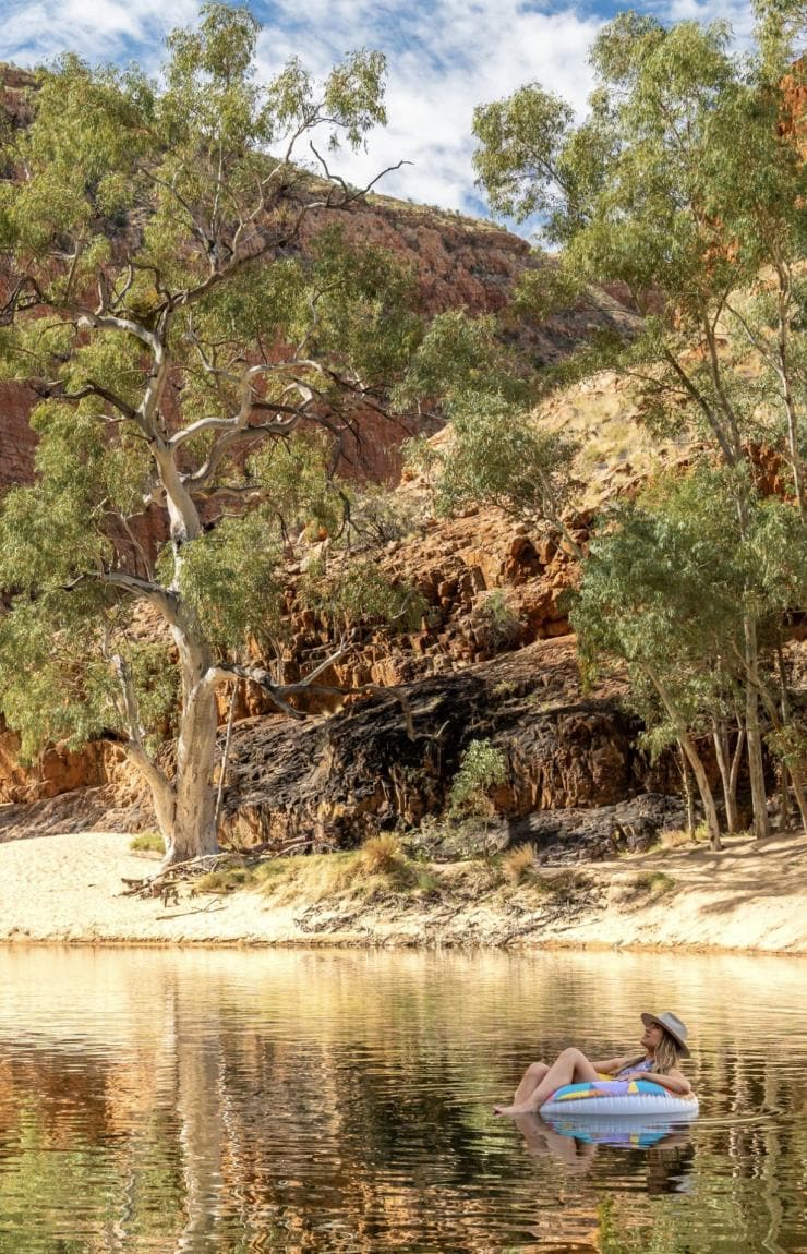 Ormiston Gorge, West MacDonnell Ranges, Northern Territory © Tourism NT/Mark Fitzpatrick 
