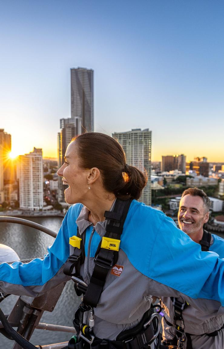 Kletterabenteuer an der Story Bridge, Brisbane, Queensland © Tourism Australia