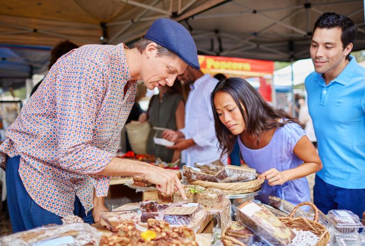 Noosa Farmers Market, Noosa, Queensland © Tourism Australia