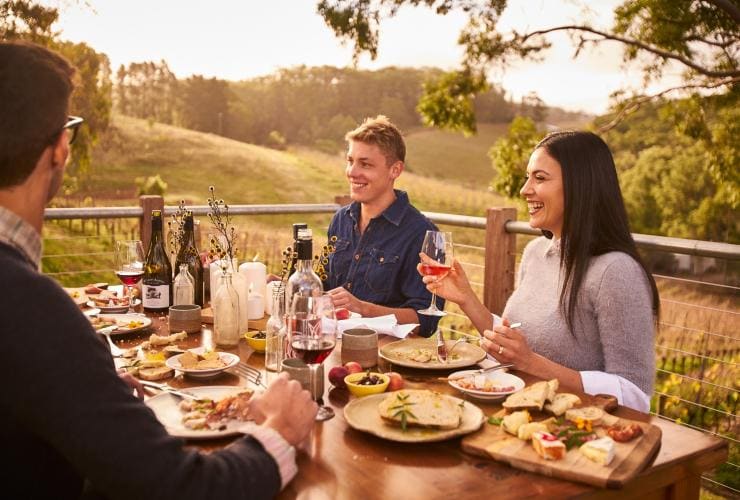 Group dining at Mt Lofty Ranges Vineyard in Adelaide Hills © South Australian Tourism Commission