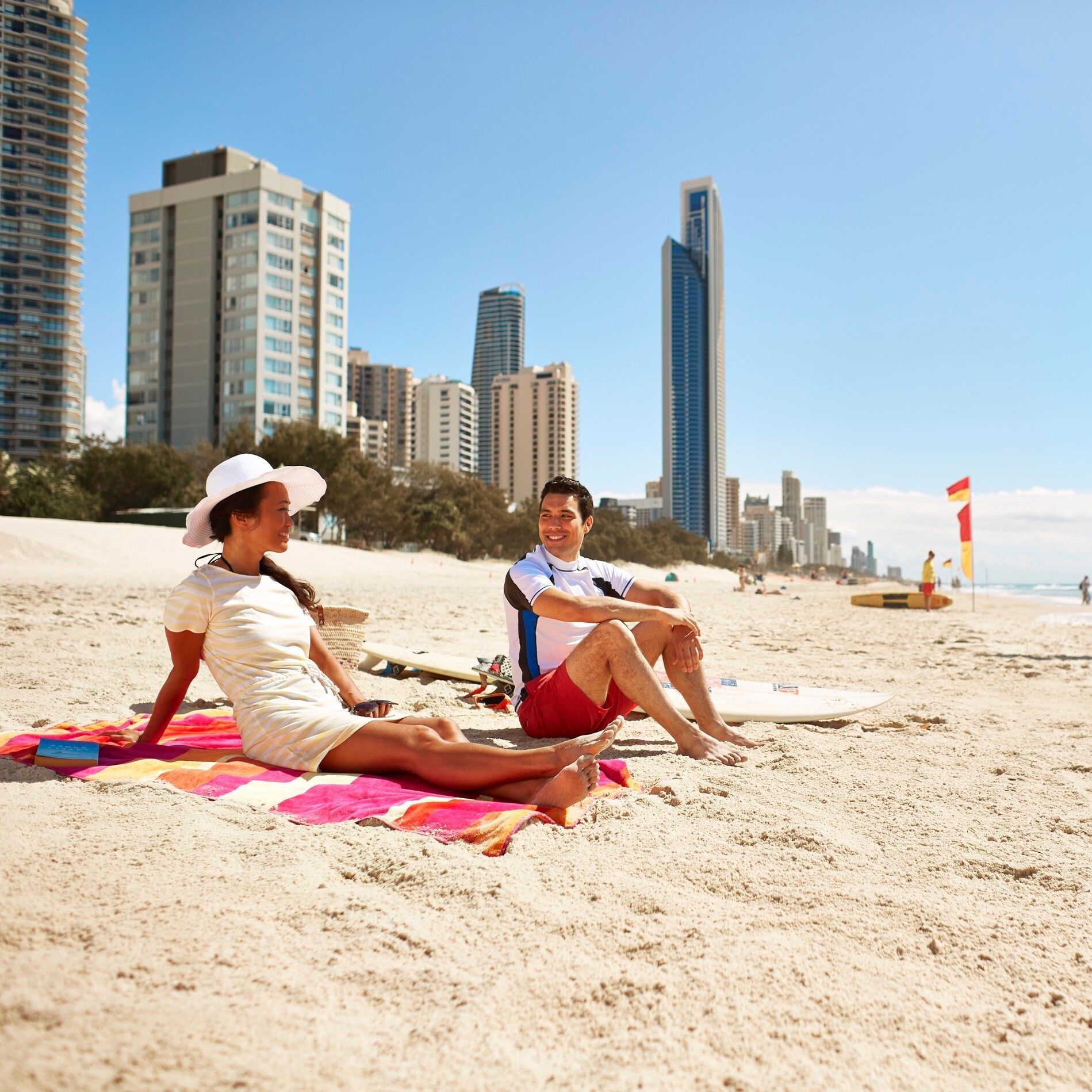 Beachgoers, Surfers Paradise, Gold Coast, QLD © Tourism Australia
