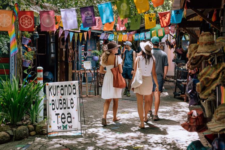 Kuranda Original Rainforest Markets, Kuranda, Queensland © Tourism and Events Queensland/ Tourism Tropical North Queensland