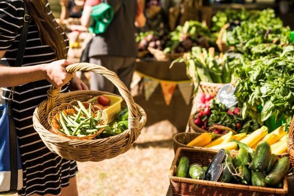Warragul Farmers Market, Gippsland, VIC © Visit Victoria