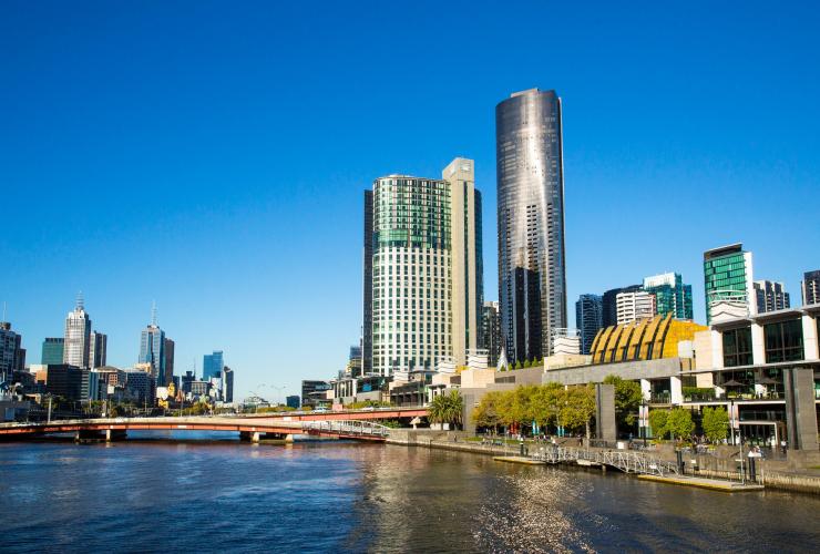 Crown Towers, Melbourne, VIC © Josie Withers, Tourism Victoria