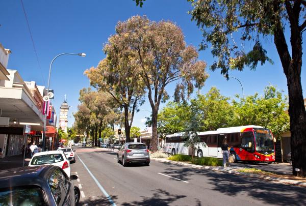 The Parade, Norwood, SA © South Australian Tourism Commission