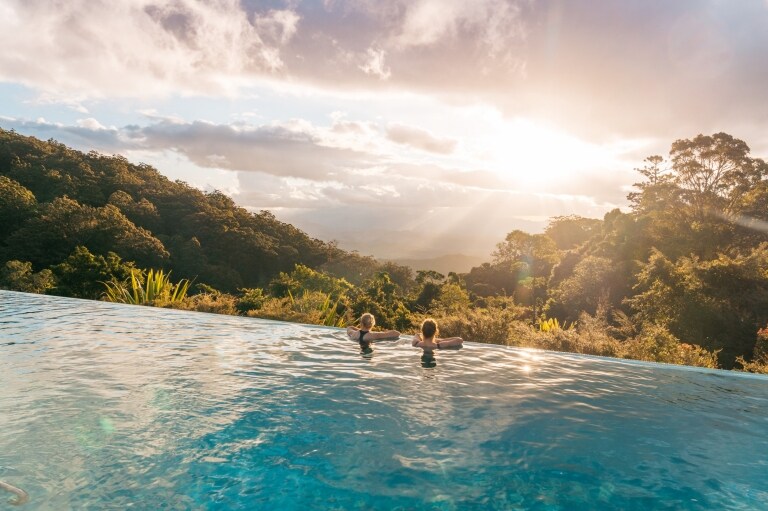 O'Reilly's Rainforest Retreat, Queensland © Tourism and Events Queensland