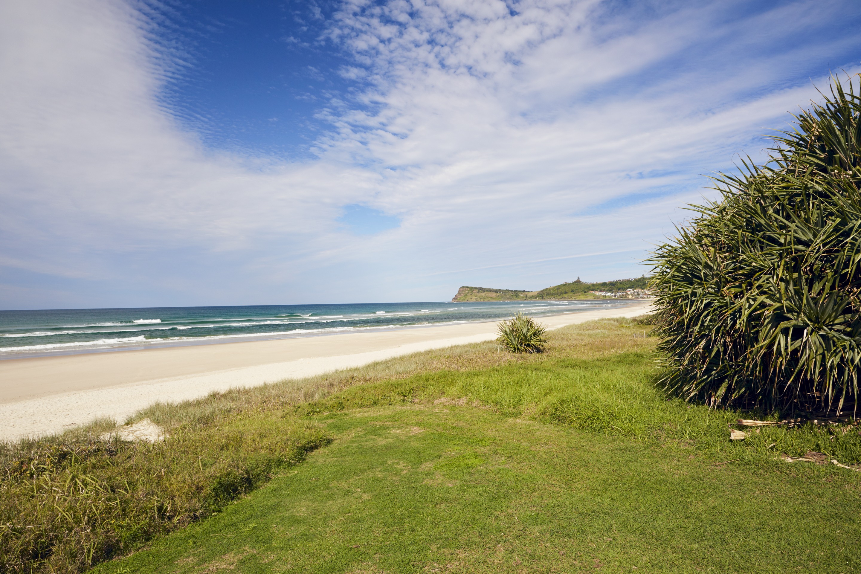 Seven Mile Beach, Lennox Head, NSW © Tourism Australia
