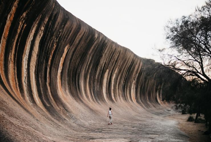 Wave Rock, Hyden, WA © Tourism Western Australia