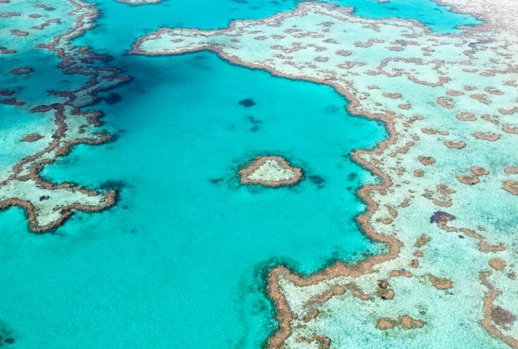Heart Reef, Great Barrier Reef, QLD © Tourism Australia