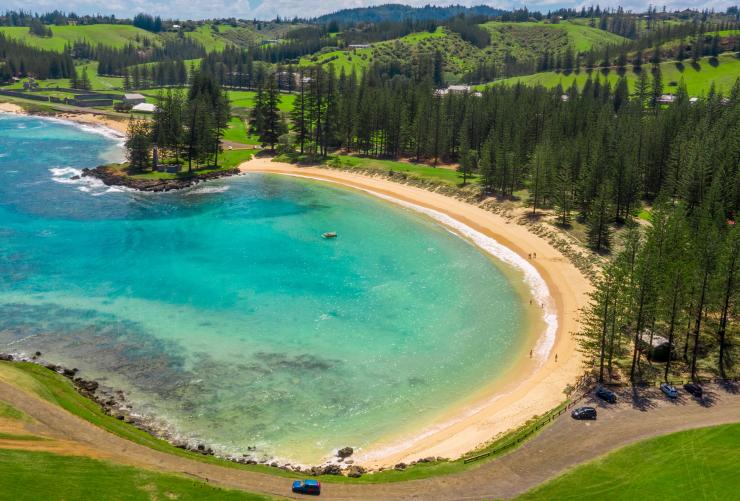 Emily Bay, Norfolk Island © Tourism Australia