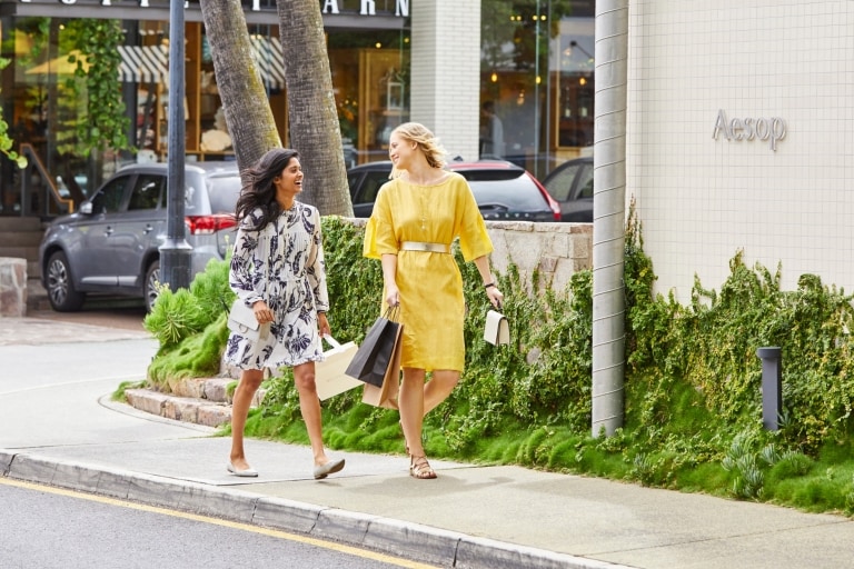 Shoppers walking on James Street in Fortitude Valley © Jesse Smith Photography