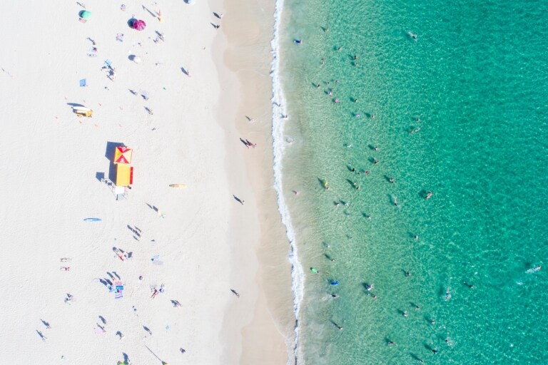 Burleigh Beach, Gold Coast, QLD © Tourism & Events Queensland