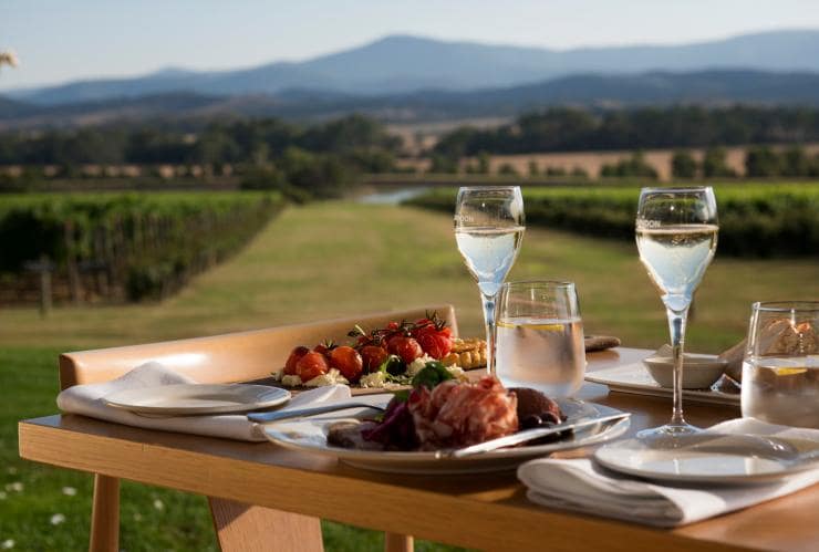  Domaine Chandon Winery, Yarra Valley, VIC © Adrian Brown, Tourism Australia