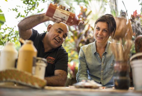 Janbal Gallery, Queensland © Tourism Australia