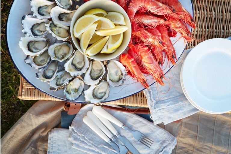 Seafood platter, NSW © Destination NSW