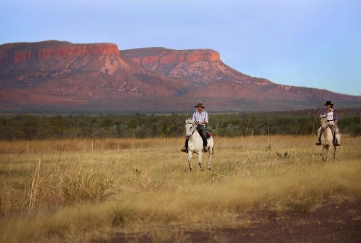 Two people horse Riding at Home Valley Station © Tourism Western Australia