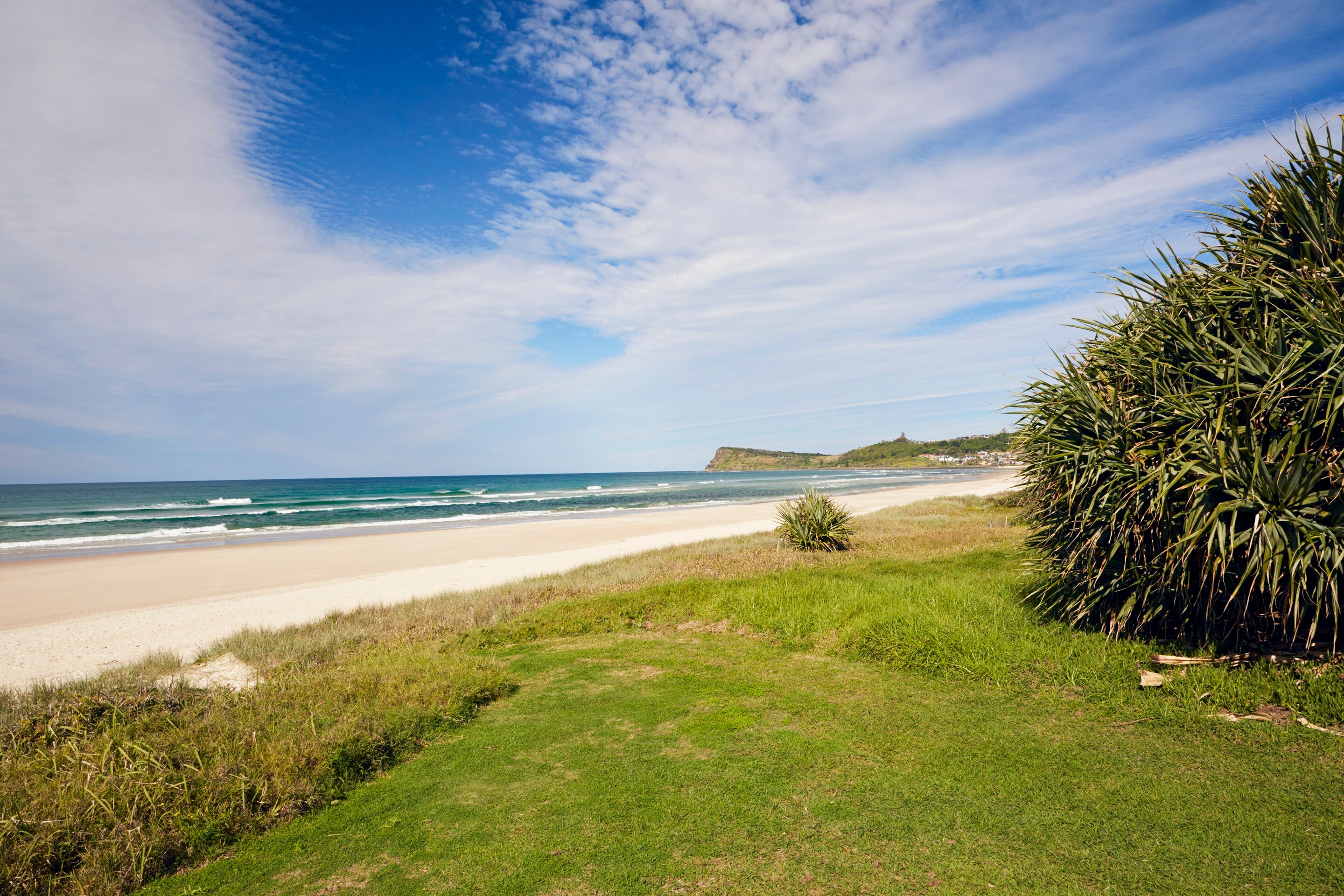 Seven Mile Beach, Lennox Head, NSW © Tourism Australia