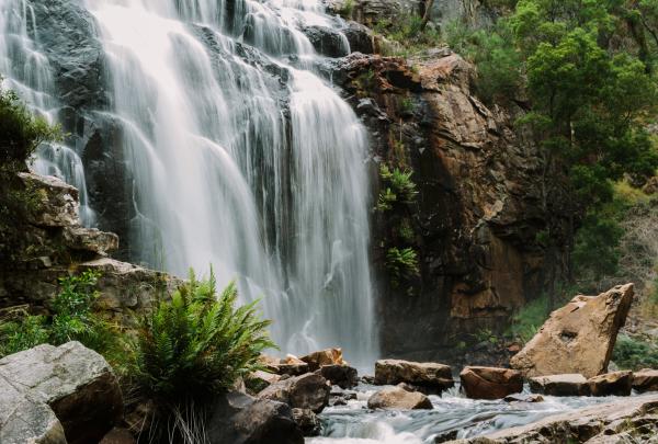 MacKenzie Falls, Grampians National Park, VIC © Roberto Seba
