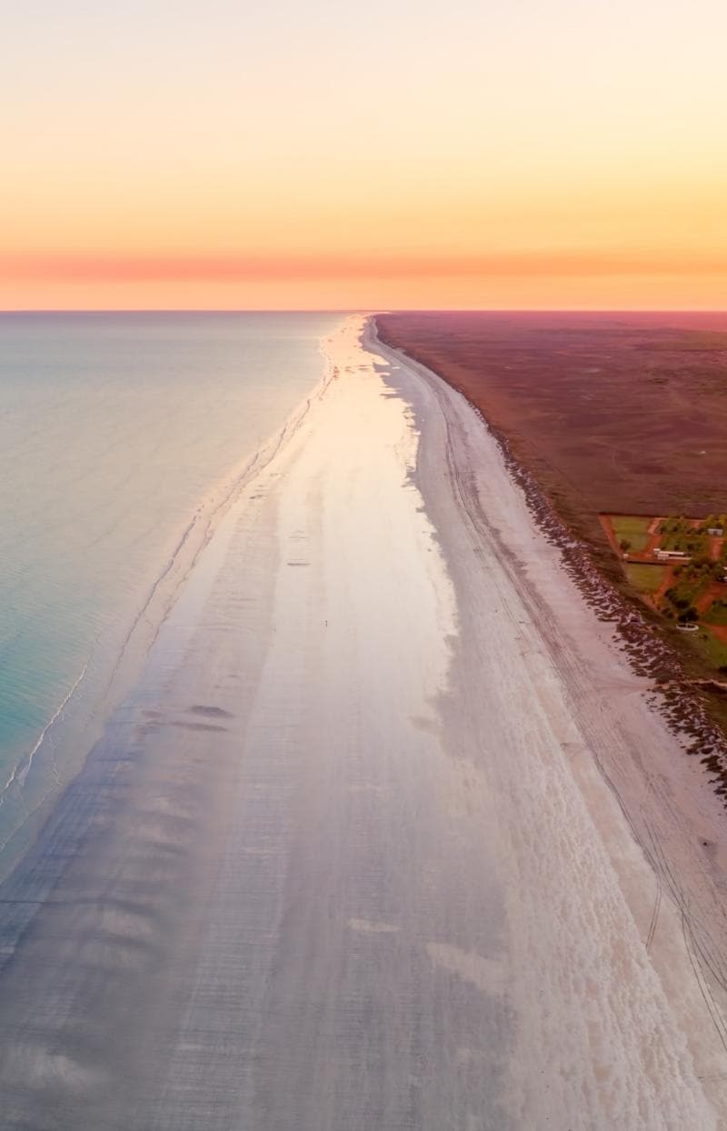 Eighty Mile Beach, Western Australia © Australia’s North West, CJ Maddock (@awaywithcj)