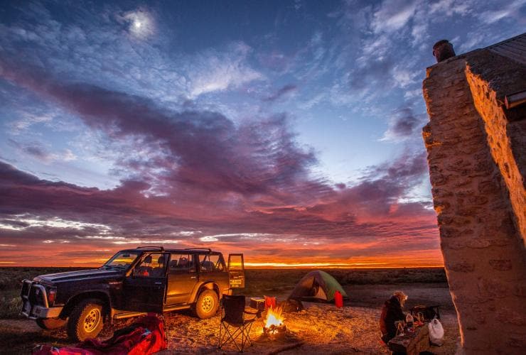 Camping in Eyre Peninsula, SA © Greg Snell