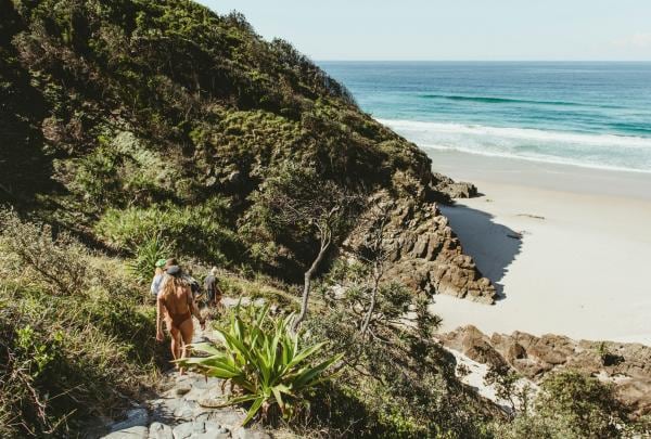 Whites Beach, Byron Bay, NSW © Destination NSW