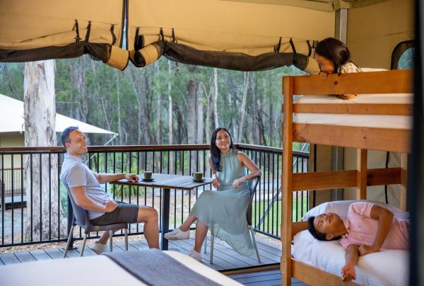 Paradise Country, Gold Coast, QLD © Tourism Australia