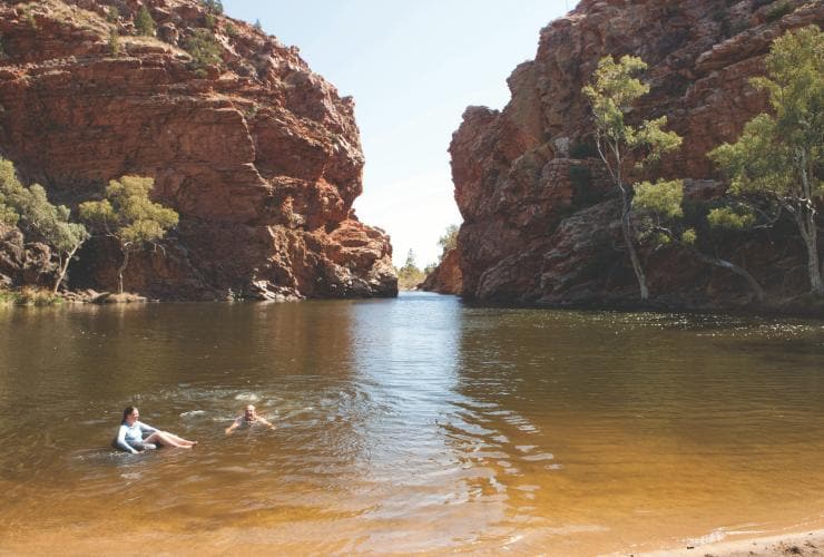 Point d'eau du Simpsons Gap, Alice Springs, Centre Rouge, NT © Tourism NT