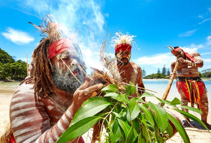 Jellurgal Cultural Tour à Burleigh Heads, Queensland © Chris Proud, Tourism and Events Queensland