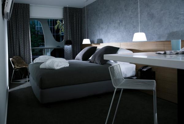 Limes Hotel, Brisbane, QLD © Limes Hotel