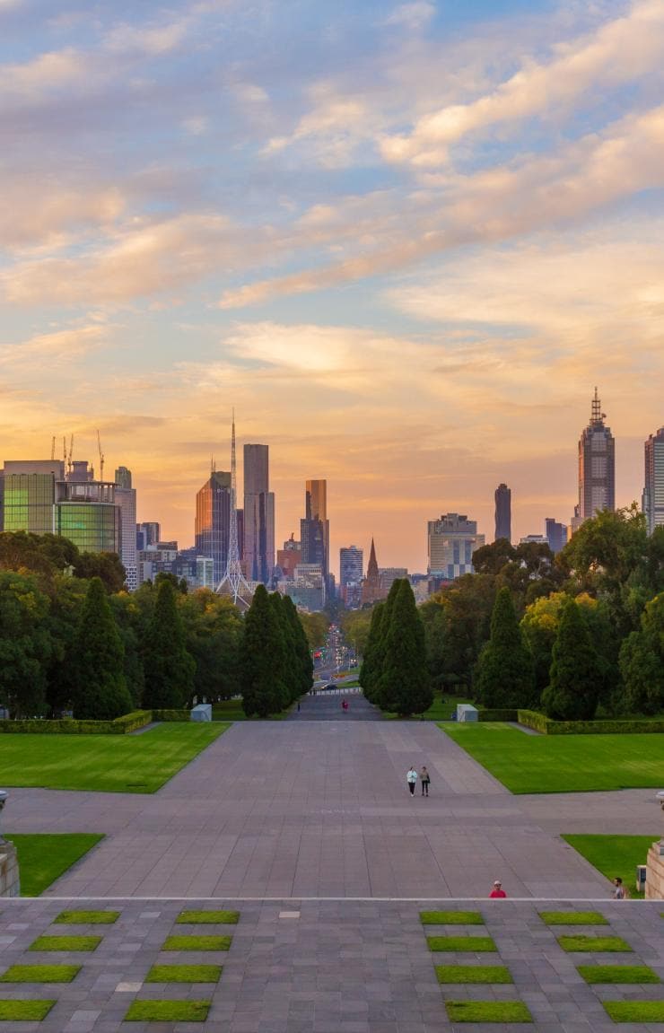 Melbourne, Victoria © Ray Captures