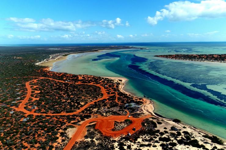 Vue aérienne de Big Lagoon, Shark Bay, WA © Australia's Coral Coast